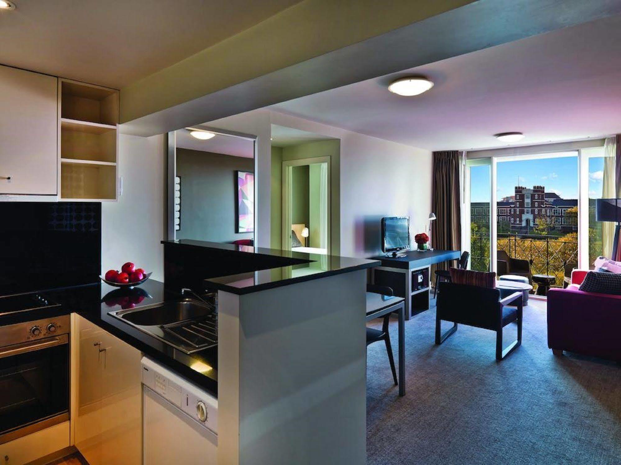Adina Apartment Hotel South Yarra Melbourne Eksteriør billede